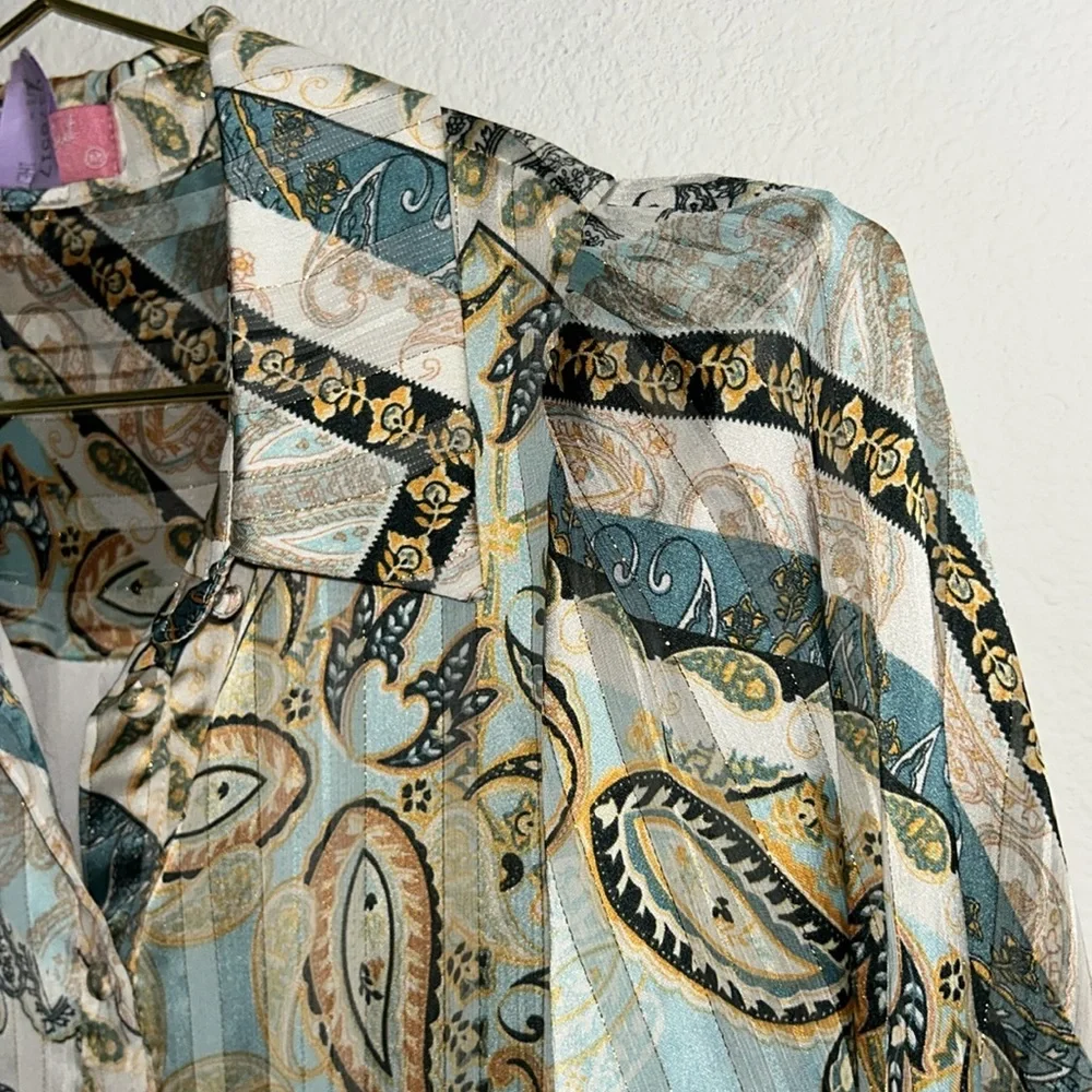 LILLY'S KLOSET | Paisley Long Sleeve Dress - Picture 3 of 10